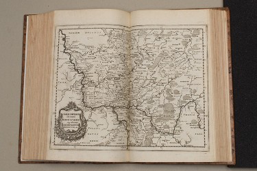 topo-arch-page-0004
