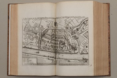 topo-helv-page-0216