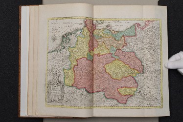 topo-helv-page-0016