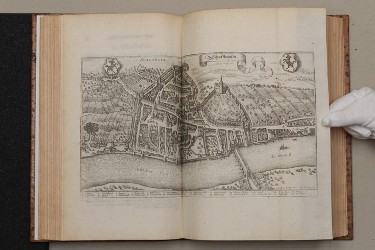 topo-helv-page-0181